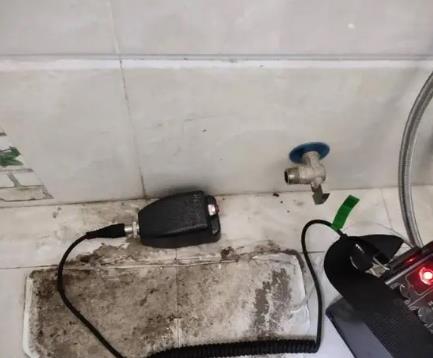 余姚屋顶漏水维修公司分享下卫生间漏水的危害及解决方法